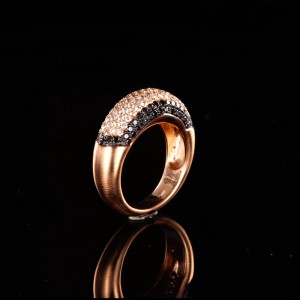 diamonds-ring.00_00_08_16.Still002